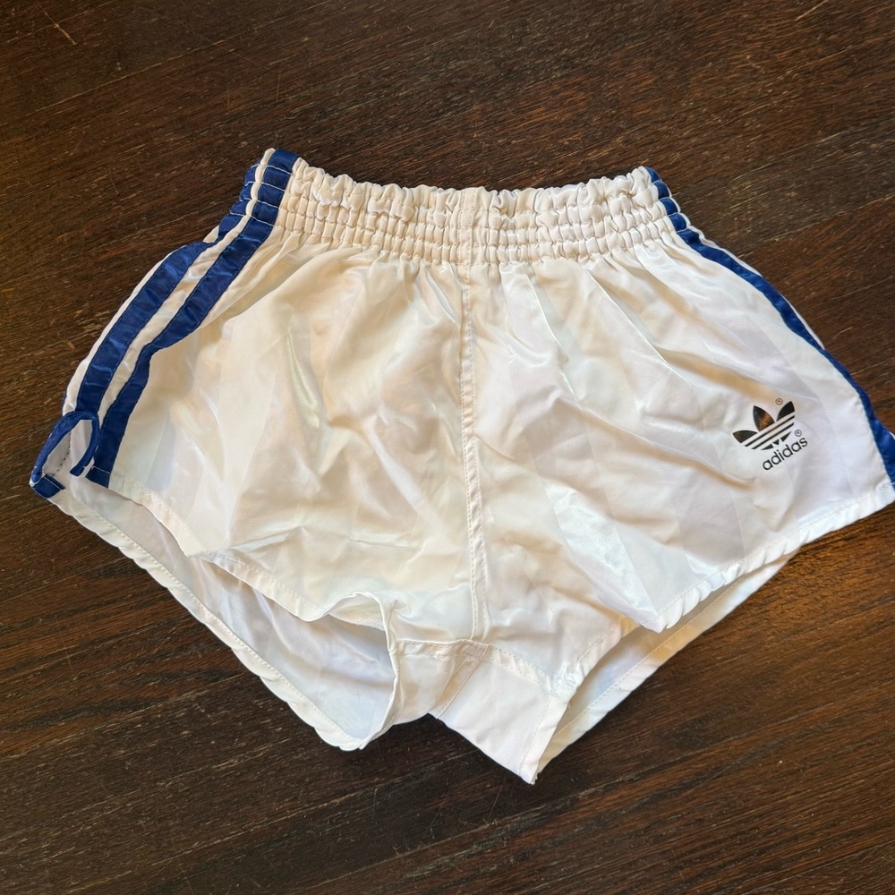 Adidas vintage sprinter shorts glanz
